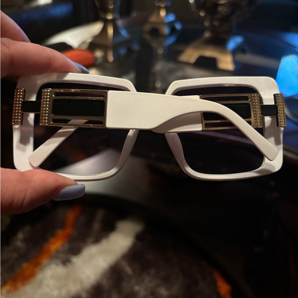 Square Sunglasses - Picture 2 of 2